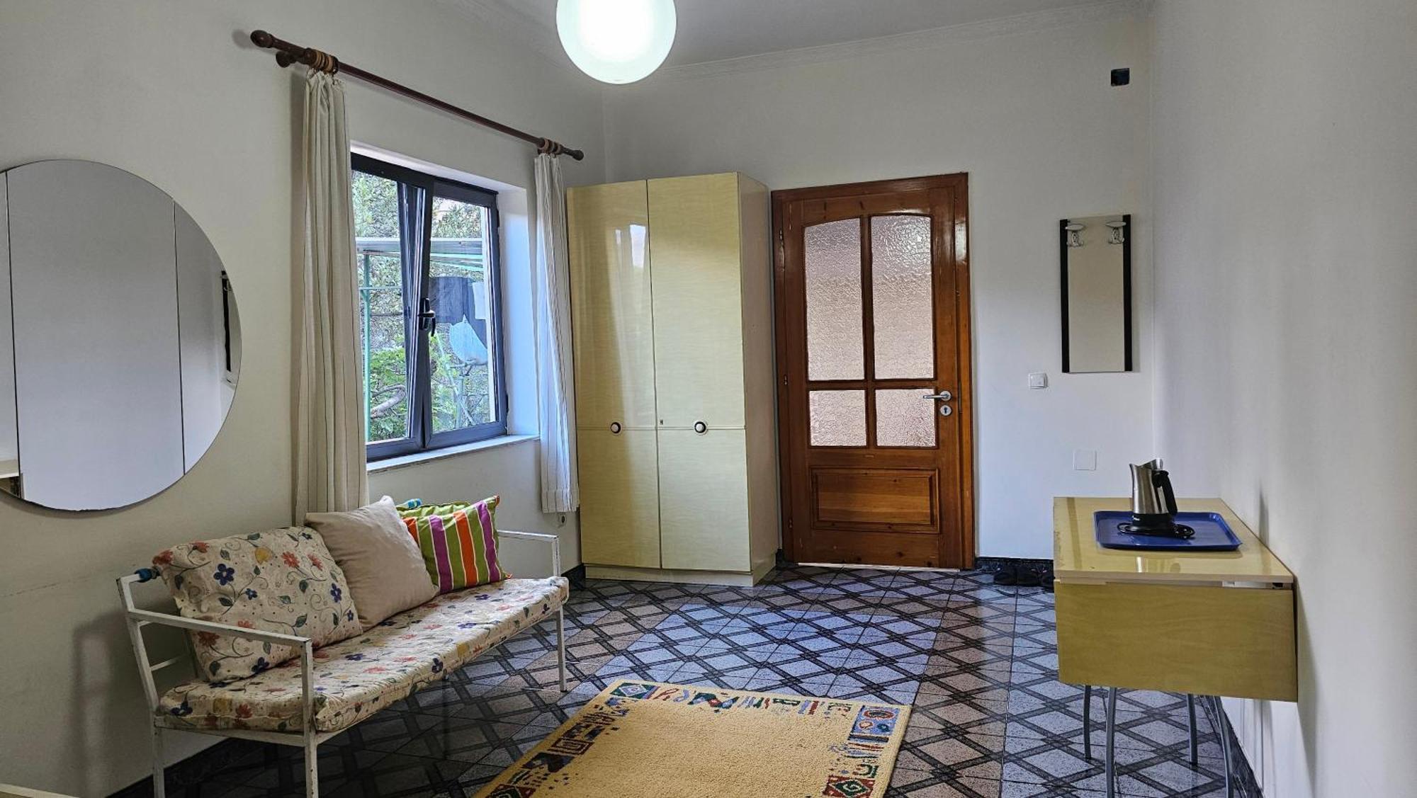 Angie'S Shared Villa Tam Tirana Esterno foto