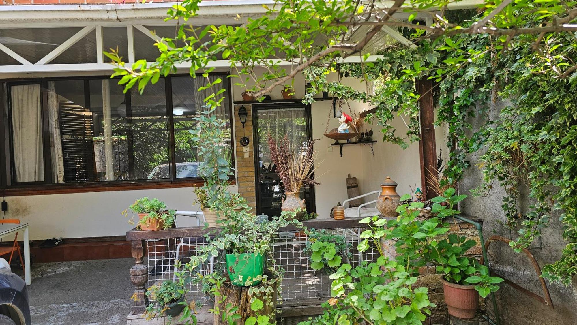 Angie'S Shared Villa Tam Tirana Esterno foto
