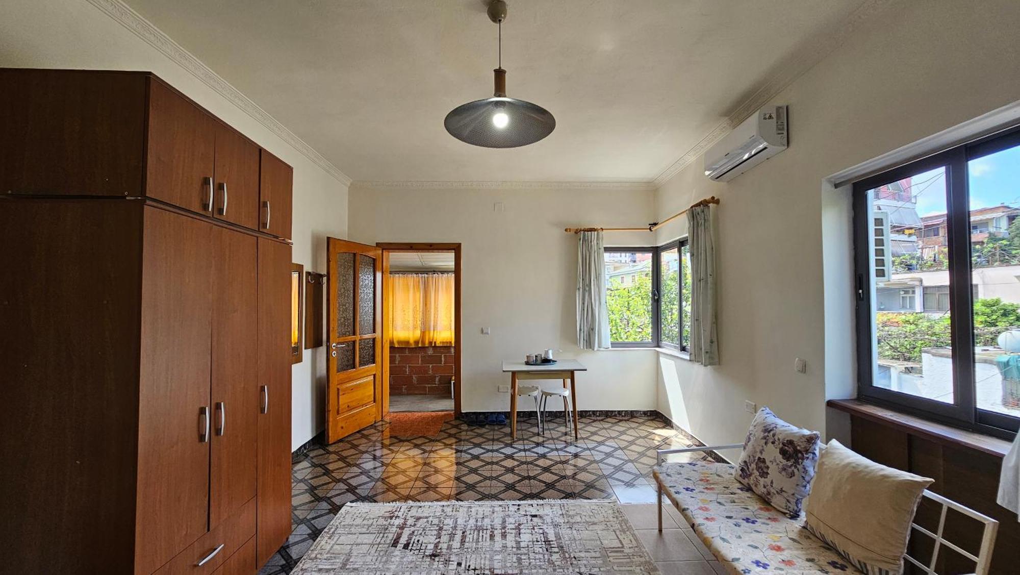 Angie'S Shared Villa Tam Tirana Esterno foto