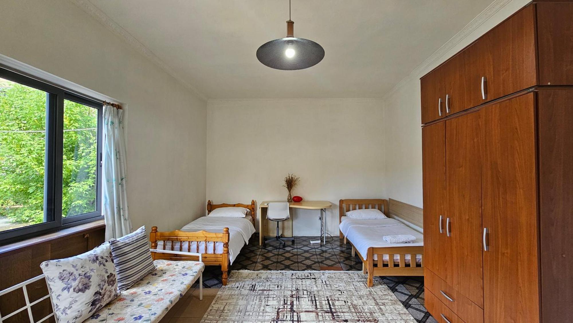 Angie'S Shared Villa Tam Tirana Esterno foto